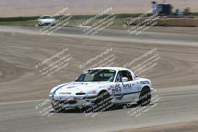media/Jun-02-2024-CalClub SCCA (Sun) [[05fc656a50]]/Group 3/Race/